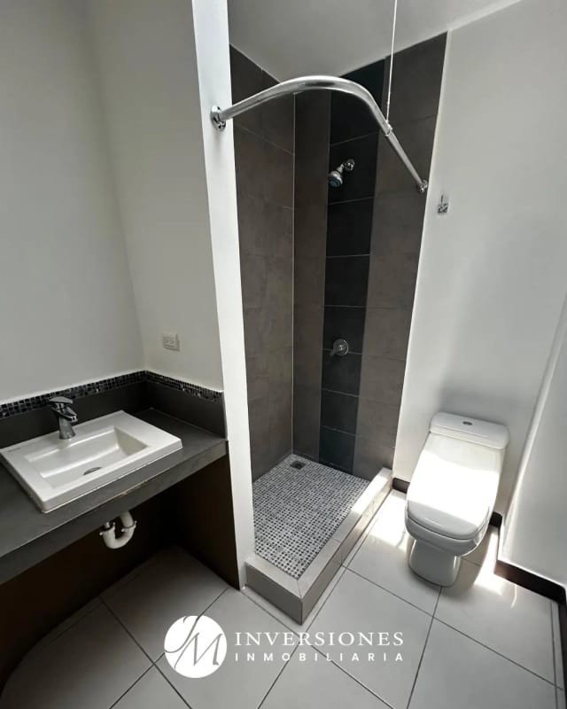 Casa En Renta en Condominio en zona 16 — Casa en Alquiler en Zona 16, Guatemala, Ciudad — foto 8 de 17