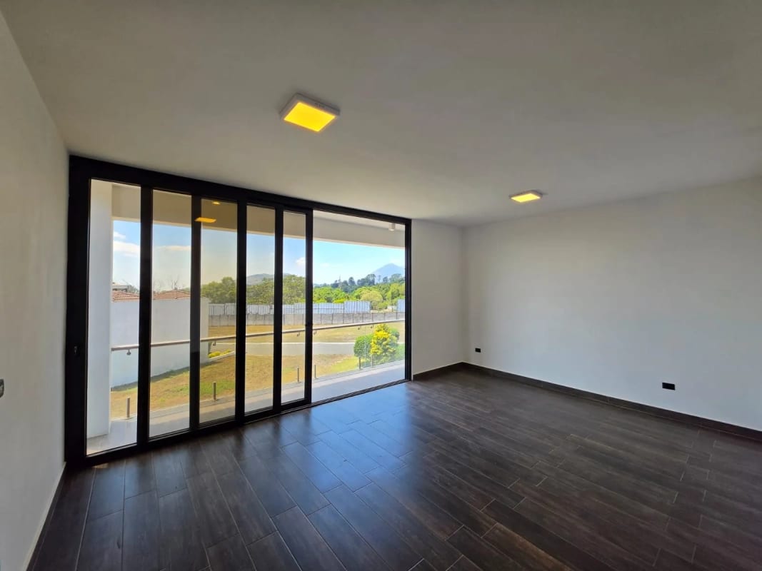 Casa en venta, para Estrenar Condominio Diamantes de Gadiel, Villa Canales, Carretera a Santa Elena Barillas — Casa en Venta en Santa Elena Barillas, Guatemala, Ciudad — foto 16 de 17