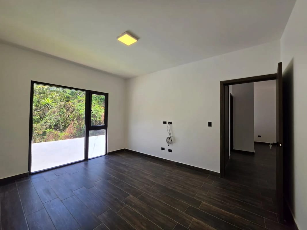 Casa en venta, para Estrenar Condominio Diamantes de Gadiel, Villa Canales, Carretera a Santa Elena Barillas — Casa en Venta en Santa Elena Barillas, Guatemala, Ciudad — foto 12 de 17