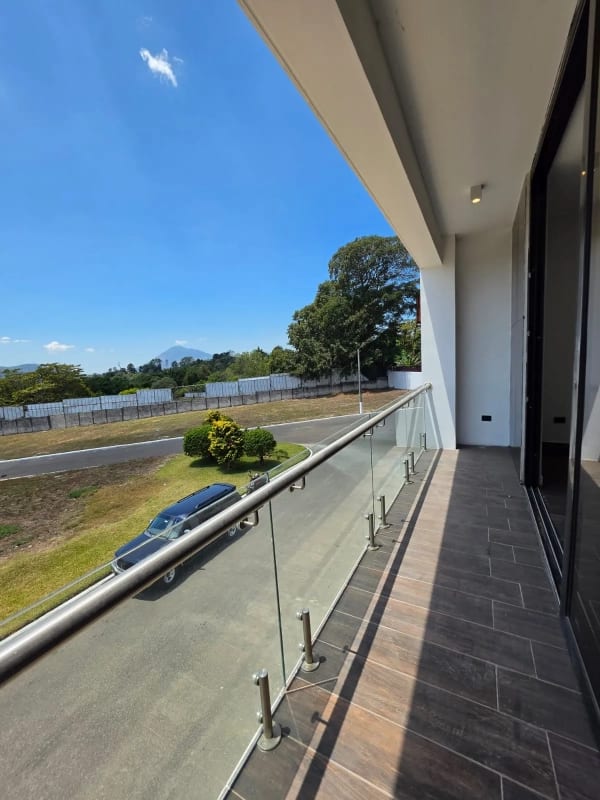 Casa en venta, para Estrenar Condominio Diamantes de Gadiel, Villa Canales, Carretera a Santa Elena Barillas — Casa en Venta en Santa Elena Barillas, Guatemala, Ciudad — foto 2 de 17