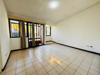 Linda Casa con jardín en Venta en Km. 27 CAES — Casa en Venta en Carretera a El Salvador, Guatemala, Ciudad — miniatura 5 de 16