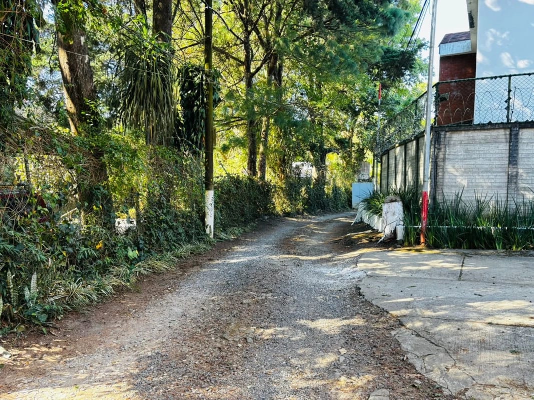 Linda Casa con jardín en Venta en Km. 27 CAES — Casa en Venta en Carretera a El Salvador, Guatemala, Ciudad — foto 4 de 16