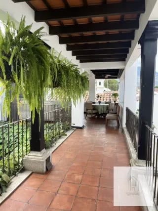 Casa en Renta/Venta en La Antigua — Casa en Venta en Dentro del Casco, Antigua, Sacatepéquez — miniatura 4 de 15