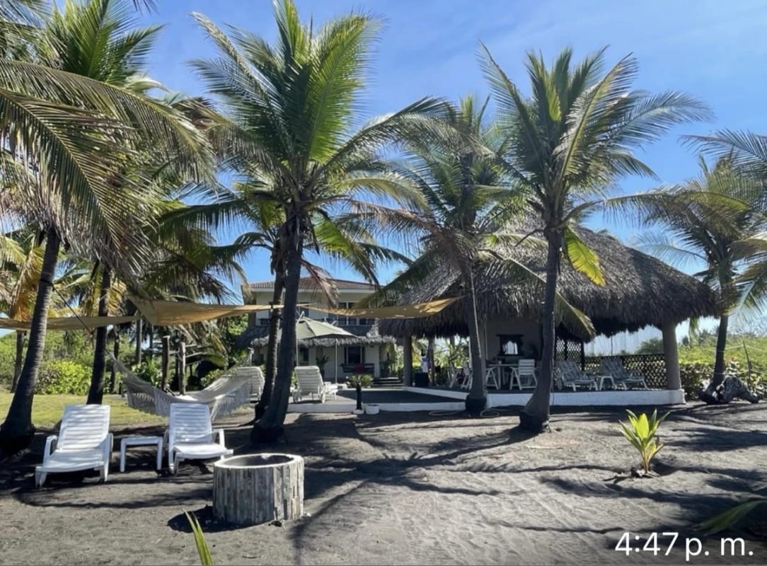 Venta de casa de playa en Monterrico — Casa en Venta en Iztapa, Escuintla — foto 1 de 3