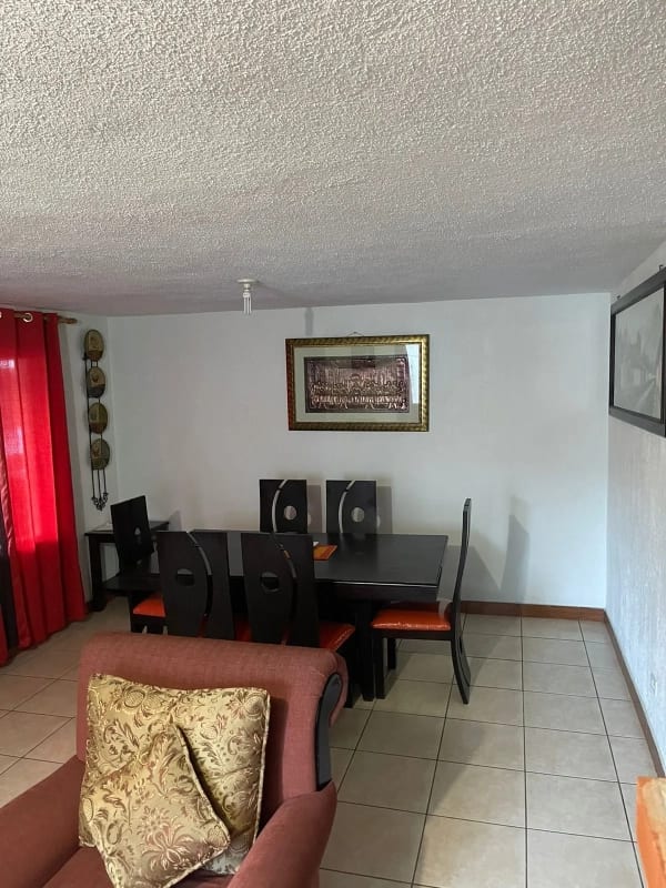 Casa en Venta, Alamedas del Encinal 3, zona 7 de Mixco — Casa en Venta en Alameda del Encinal III, Zona 7 Mixco, Guatemala, Ciudad — foto 9 de 10