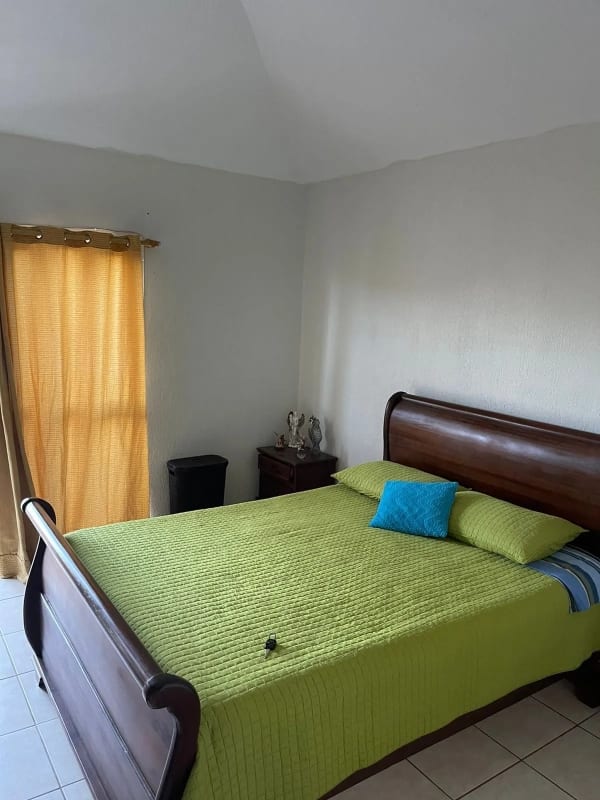 Casa en Venta, Alamedas del Encinal 3, zona 7 de Mixco — Casa en Venta en Alameda del Encinal III, Zona 7 Mixco, Guatemala, Ciudad — foto 8 de 10