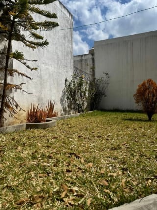 Casa en Venta, Alamedas del Encinal 3, zona 7 de Mixco — Casa en Venta en Alameda del Encinal III, Zona 7 Mixco, Guatemala, Ciudad — miniatura 2 de 10