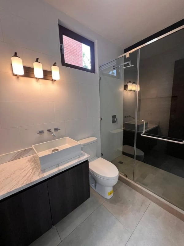 Casa en Alquiler, Condominio Buranas, Residencias Concepción, Km 15.5 Carretera a El Salvador — Casa en Alquiler en Buranas Concepción, Carretera a El Salvador, Guatemala, Ciudad — foto 12 de 16
