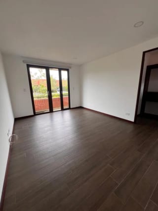 Casa en Alquiler, Condominio Buranas, Residencias Concepción, Km 15.5 Carretera a El Salvador — Casa en Alquiler en Buranas Concepción, Carretera a El Salvador, Guatemala, Ciudad — miniatura 6 de 16
