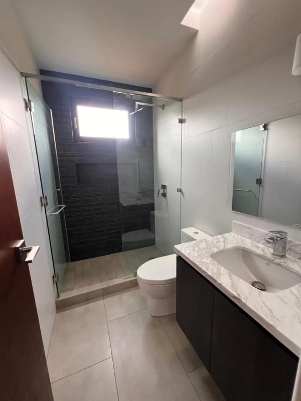 Casa en Alquiler, Condominio Buranas, Residencias Concepción, Km 15.5 Carretera a El Salvador — Casa en Alquiler en Buranas Concepción, Carretera a El Salvador, Guatemala, Ciudad — foto 5 de 16