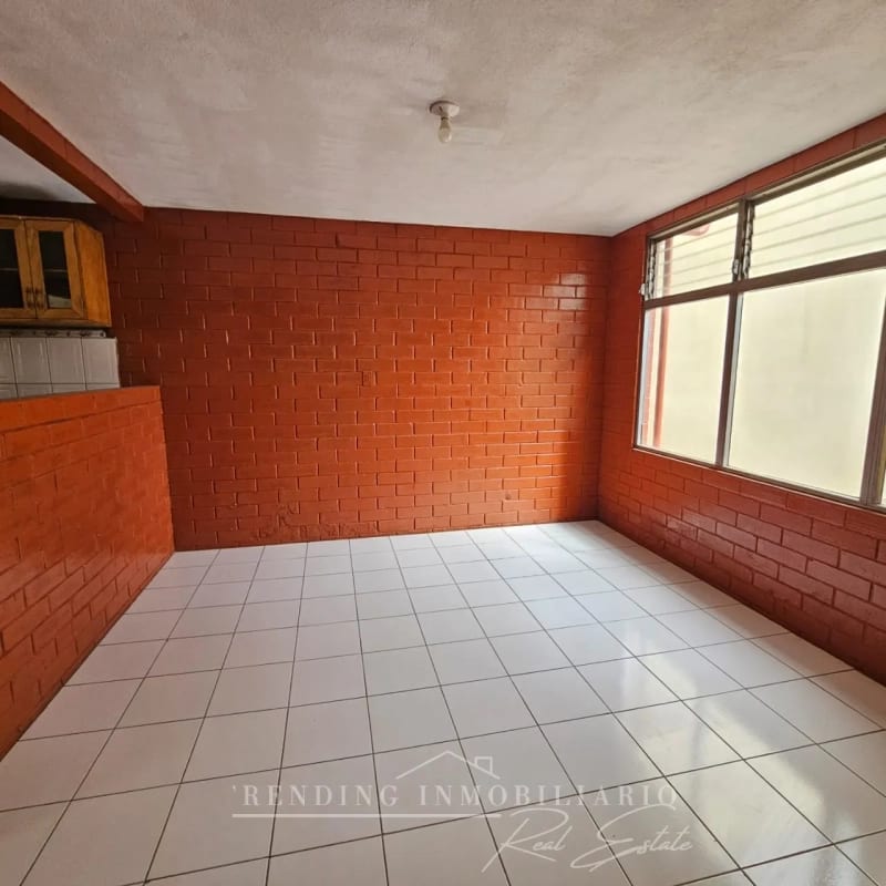 Casa en renta en Quinta Samayoa zona 7, 2 habitaciones + 350 Metros2 — Casa en Alquiler en Quinta Samayoa, Zona 7, Guatemala, Ciudad — foto 14 de 17