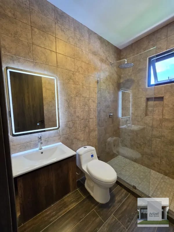 DIAMANTES DE GADIEL Venta Casa en Condominio, 2 Niveles y 4 Dormitorios en Villa Canales Carr a Santa Elena Barillas — Casa en Venta en Santa Elena Barillas, Guatemala, Ciudad — foto 2 de 14