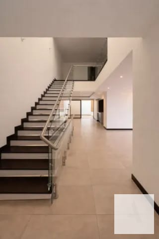 Casa nueva de lujo en venta | Lomas de San Isidro, zona 16 — Casa en Venta en Lomas de San Isidro, Zona 16, Guatemala, Ciudad — miniatura 6 de 15