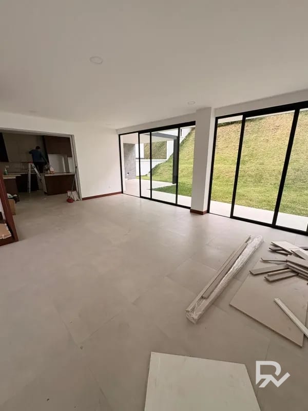 Venta de casa en Sauces del Pulte zona 16 — Casa en Venta en Zona 16, Guatemala, Ciudad — foto 10 de 13