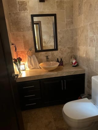 Amplia casa en venta en zona 7, Mixco con jardín grande ideal para construir! — Casa en Venta en Zona 7 Mixco, Guatemala, Ciudad — miniatura 4 de 10