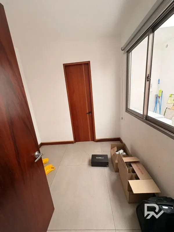 Casa en venta en San José Pinula con diseño Moderno — Casa en Venta en San José Pinula, Guatemala, Ciudad — foto 6 de 16