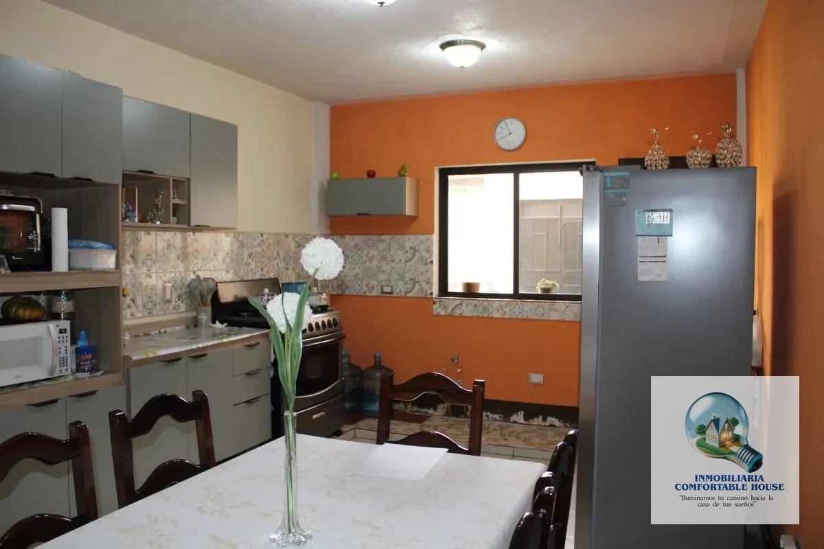 Casa de 2 niveles en La Labor Salcajá Quetzaltenango — Casa en Venta en Quetzaltenango, Quetzaltenango — foto 12 de 16