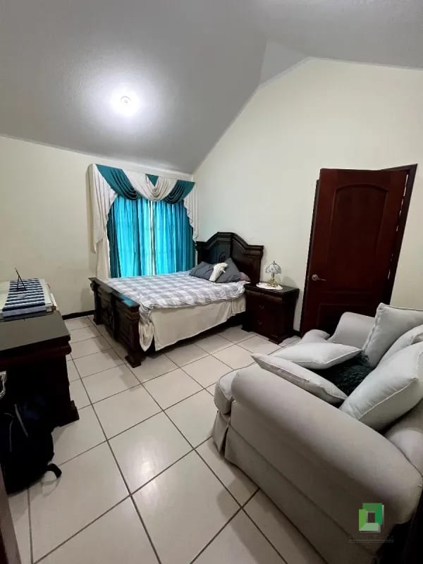 Casa en Renta Villas de EntreVerdes carretera al Salvador — Casa en Alquiler en Villas de Entreverdes, Carretera a El Salvador, Guatemala, Ciudad — foto 7 de 17