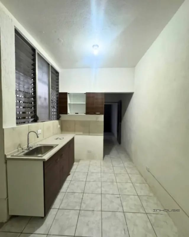 CASA EN RENTA EN ZONA 6 DE 2 NIVELES, FUERA DE GARITA — Casa en Alquiler en Zona 6, Guatemala, Ciudad — foto 3 de 10