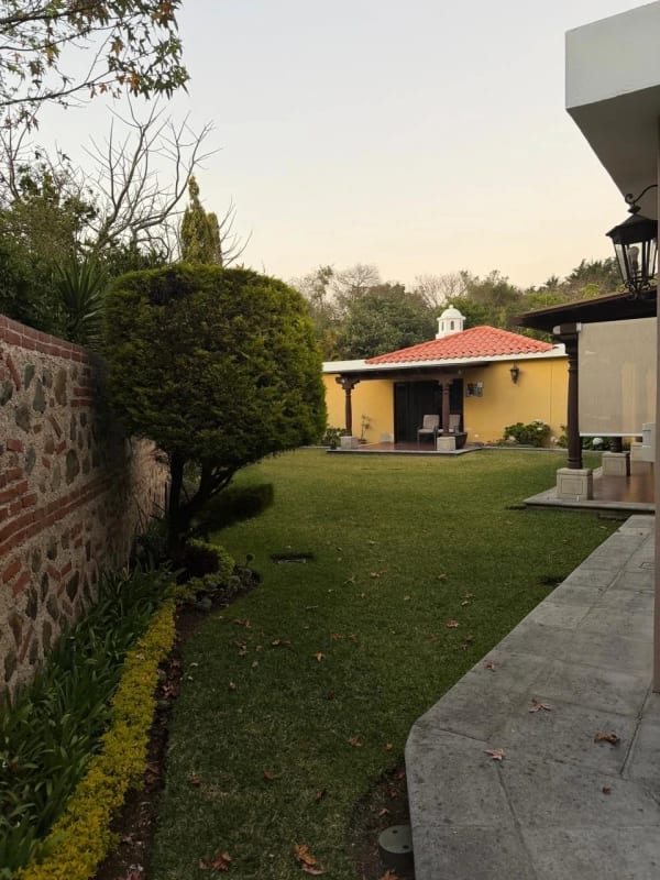 VENTA HERMOSA CASA DE UN NIVEL EN CASA & CAMPO KM. 23.5 CARRETERA A EL SALVADOR — Casa en Venta en Carretera a El Salvador, Guatemala, Ciudad — foto 3 de 17