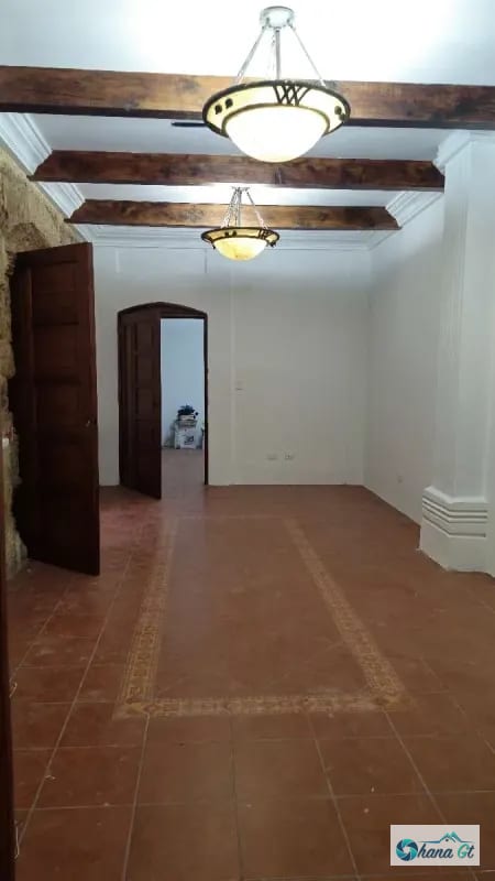 HERMOSA CASA COLONIAL EN RENTA EN ZONA 1, EXCELENTE UBICACIÓN — Casa en Alquiler en Zona 1, Guatemala, Ciudad — foto 10 de 13