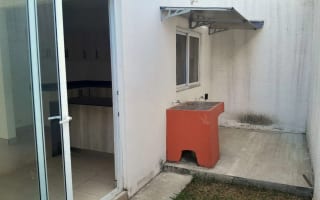 CASA EN VENTA EN CONDOMINIO BALCONES 4, ZONA 8 DE MIXCO — Casa en Venta en Zona 8 Mixco, Guatemala, Ciudad — miniatura 12 de 17