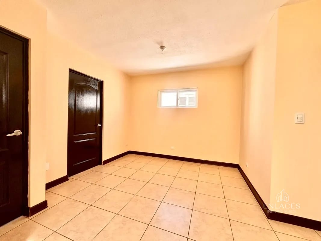 Km 26.6 CAES • Casa en Venta • Condominio La Reserva — Casa en Venta en km 26-30, Carretera a El Salvador, Guatemala, Ciudad — foto 6 de 9