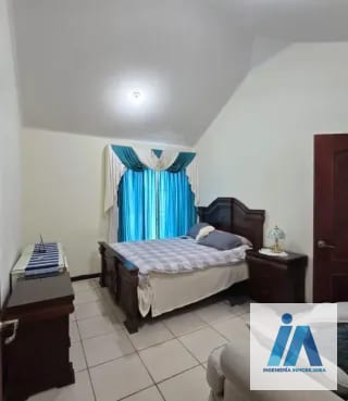 CASA EN ALQUILER📍 Condominio Villas de Entreverdes, Km. 19 Fraijanes — Casa en Alquiler en Fraijanes, Carretera a El Salvador, Guatemala, Ciudad — miniatura 5 de 17