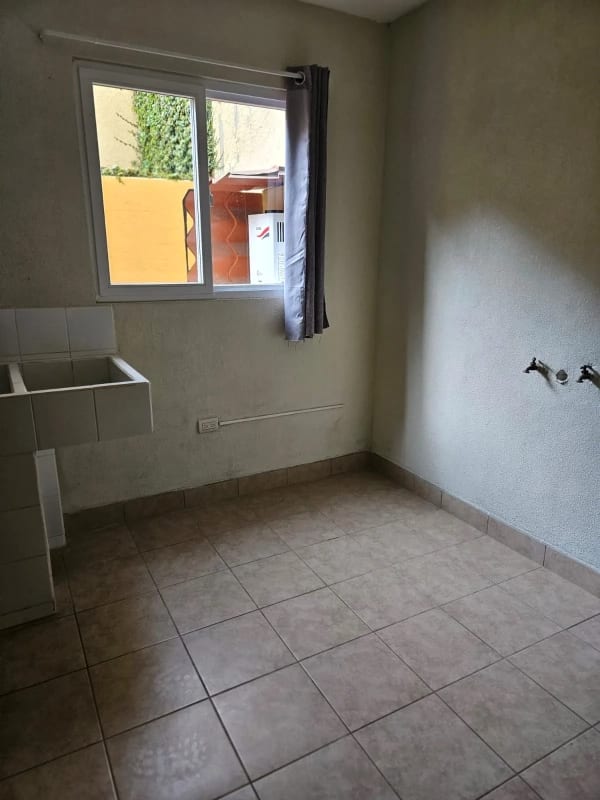 VENDO CASA EN BOSQUES DE ARRAZOLA CAES — Casa en Venta en Bosques de Arrazola, Carretera a El Salvador, Guatemala, Ciudad — foto 15 de 17