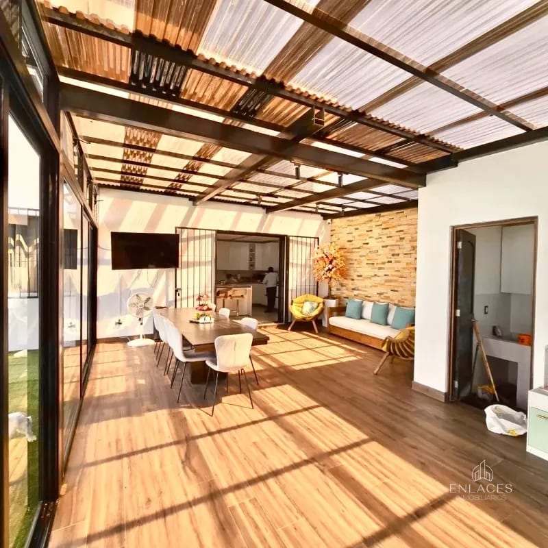 Km 21.5 CAES • Casa en Venta • Lomas de San Nicolás — Casa en Venta en km 21-25, Carretera a El Salvador, Guatemala, Ciudad — foto 11 de 13