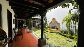 CASA DE LUJO EN VENTA EN PLAZUELA DEL CONQUISTADOR — Casa en Venta en Antigua, Sacatepéquez — miniatura 1 de 5