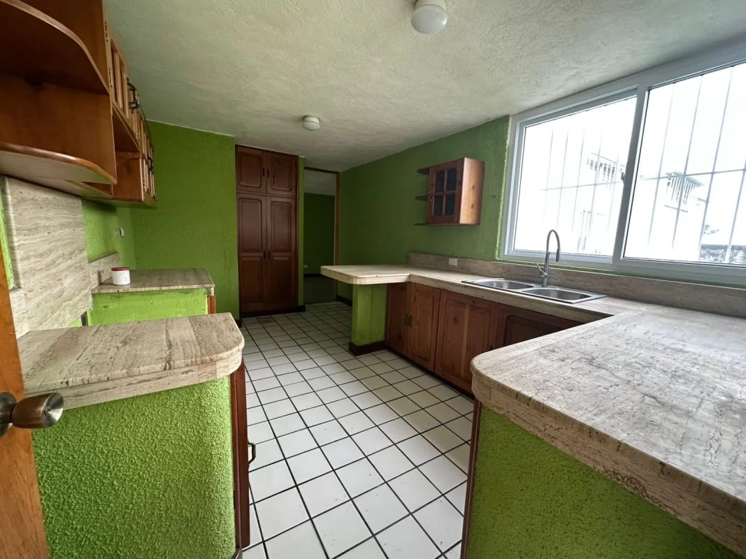 VENTA CASA DE UN NIVEL EN ZONA 13, FINAL AVE HINCAPIE — Casa en Venta en Zona 13, Guatemala, Ciudad — foto 7 de 17