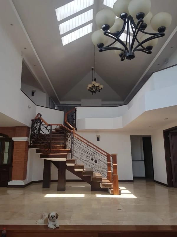 Casa en venta en LA MONTAÑA zona 16 — Casa en Venta en La Montaña, Zona 16, Guatemala, Ciudad — foto 1 de 14
