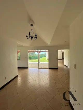 📍Casa en RENTA Casa y Campo, Carretera a El Salvador kilometro 23 — Casa en Alquiler en km 21-25, Carretera a El Salvador, Guatemala, Ciudad — miniatura 8 de 17