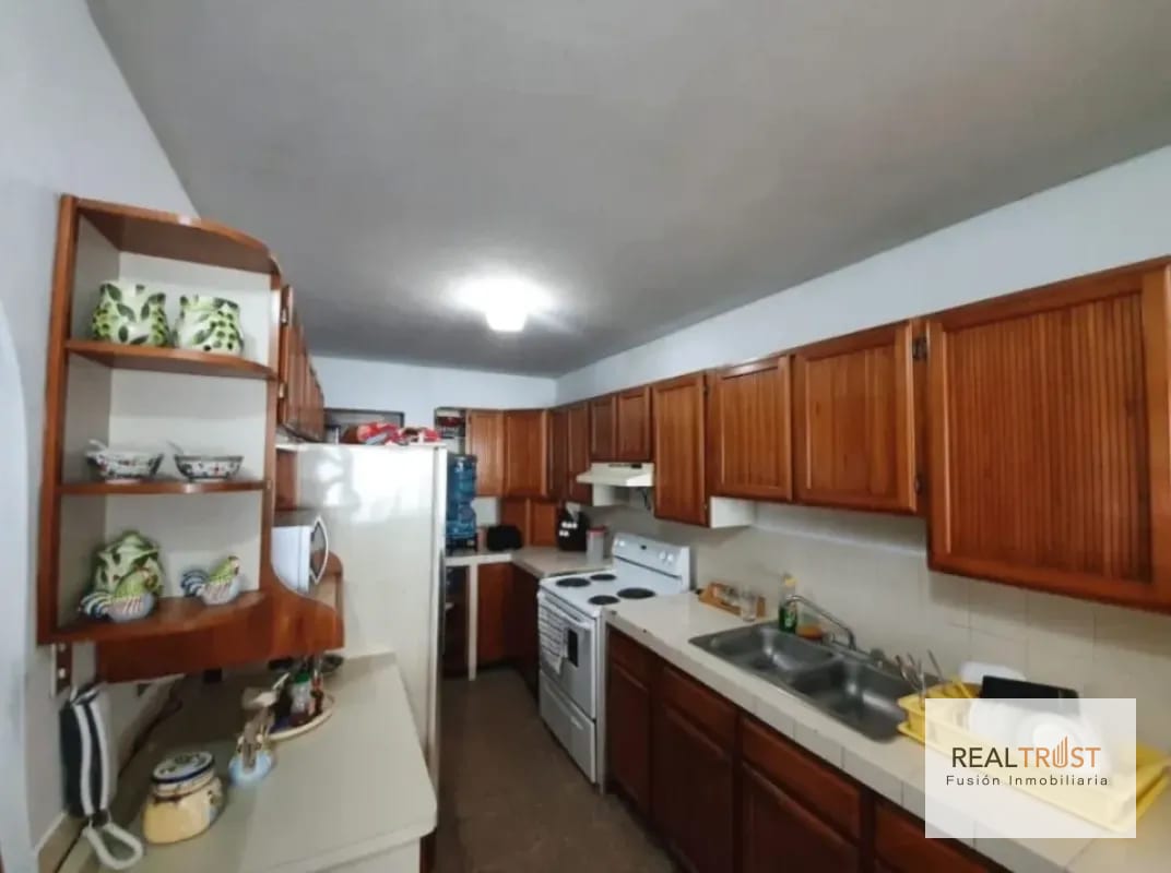 EN VENTA CASA FUERA DE GARITA ZONA 14 LA VILLA - 3 HABITACIONES — Casa en Venta en La Villa, Zona 14, Guatemala, Ciudad — foto 6 de 10