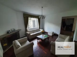EN VENTA CASA FUERA DE GARITA ZONA 14 LA VILLA - 3 HABITACIONES — Casa en Venta en La Villa, Zona 14, Guatemala, Ciudad — miniatura 4 de 10