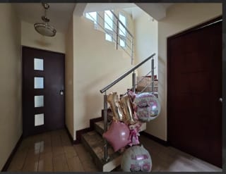 CASA GRANDE EN VENTA CIUDAD SAN CRISTOBAL A POCOS METROS DE CENTRO COMERCIAL MIX — Casa en Venta en Zona 8 Mixco, Guatemala, Ciudad — miniatura 1 de 17