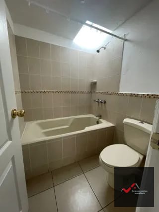 CASA EN VENTA SAN CRISTOBAL, ZONA 8 DE MIXCO — Casa en Venta en Zona 8 Mixco, Guatemala, Ciudad — miniatura 13 de 17