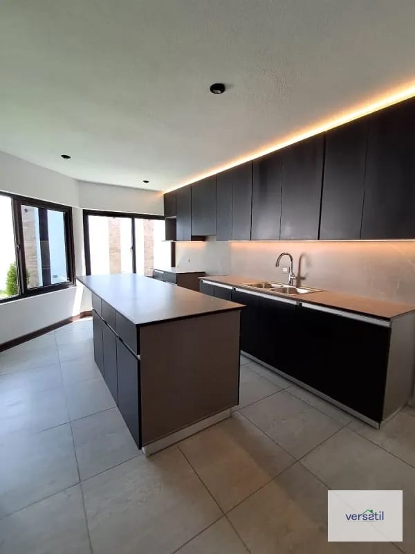 Hermosa casa en Venta LOS Manantiales — Casa en Venta en km 16-20, Carretera a El Salvador, Guatemala, Ciudad — foto 1 de 15