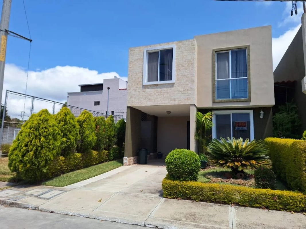 🚨 CASA EN VENTA – REAL DE PROVIDENCIA III 🚨 📍 Km. 18.5 Carretera a San José Pinula — Casa en Venta en San José Pinula, Guatemala, Ciudad — foto 1 de 17