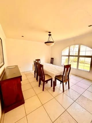 Zona 8 de Mixco • Casa en Venta • Condominio Orquídeas, San Cristóbal — Casa en Venta en Zona 8 Mixco, Guatemala, Ciudad — miniatura 2 de 12