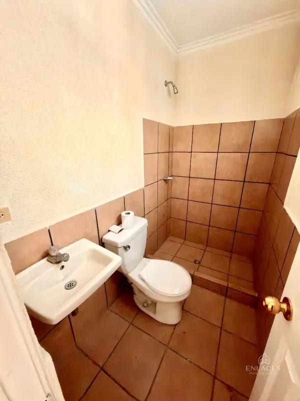 Km 38 Carretera al Pacífico • Casa en Venta • Residenciales Las Victorias — Casa en Venta en Palín, Escuintla — foto 4 de 15