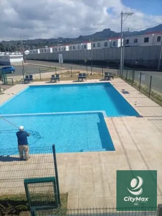 CASA EN VENTA - CONDADO SANTA FE - CARRETERA A EL SALVADOR — Casa en Venta en km 26-30, Carretera a El Salvador, Guatemala, Ciudad — miniatura 3 de 9