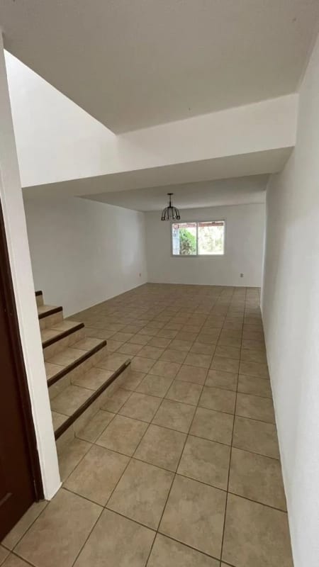 Casa en venta - La Fontana - Km25.5 CAES — Casa en Venta en Carretera a El Salvador, Guatemala, Ciudad — foto 3 de 13