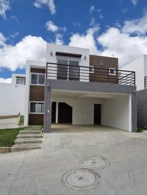 DOS CASAS PARA ESTRENAR EN CONDOMINIO SANTE BALCONES DE SAN CRISTOBAL — Casa en Venta en Zona 8 Mixco, Guatemala, Ciudad — foto 1 de 1