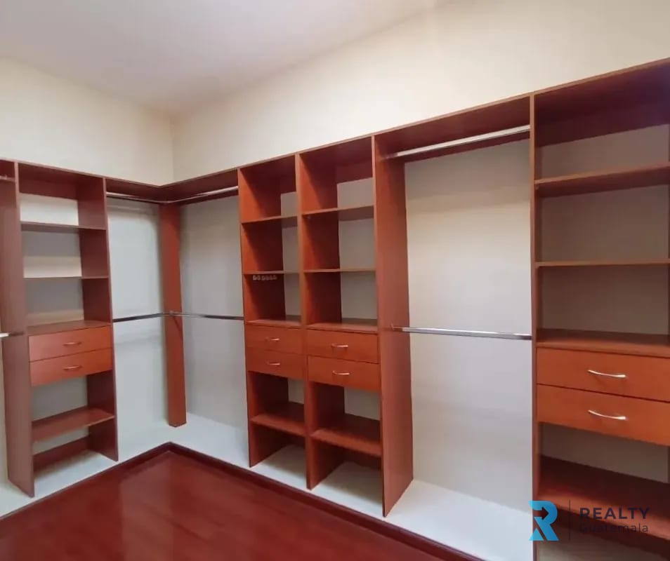 VENDO Casa Carretera a El Salvador, Condominio Portal del Bosque II — Casa en Venta en Portal del Bosque II, Carretera a El Salvador, Guatemala, Ciudad — foto 8 de 15