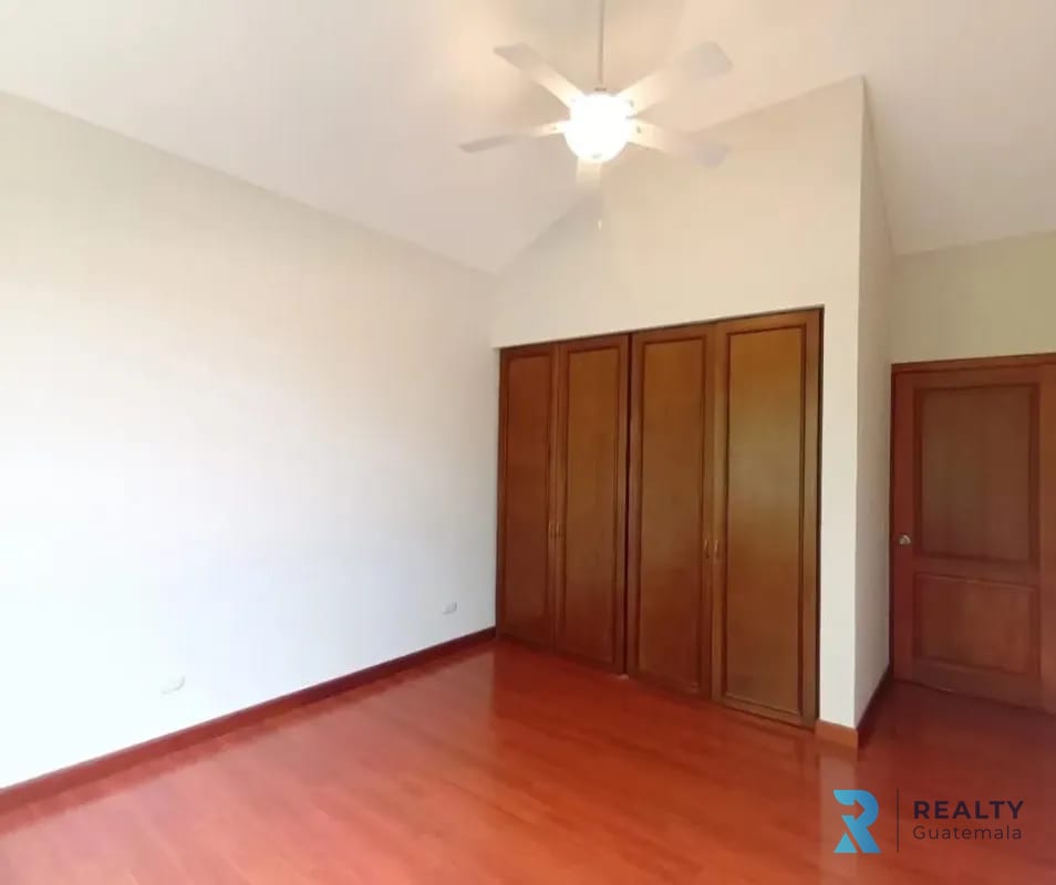 VENDO Casa Carretera a El Salvador, Condominio Portal del Bosque II — Casa en Venta en Portal del Bosque II, Carretera a El Salvador, Guatemala, Ciudad — foto 5 de 15
