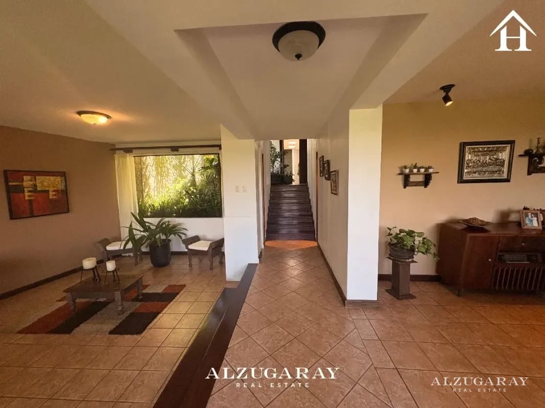 CASA AMPLIA COND. TERRAVISTA 4 HAB / ENTRADA A OLMECA, CAES — Casa en Venta en Terravista, Carretera a El Salvador, Guatemala, Ciudad — foto 9 de 12