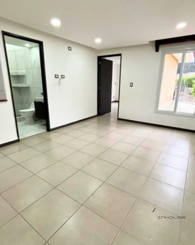 CASA EN VENTA CAES KM 19 -CUMBRES DE LA ARBOLEDA- (copia) — Casa en Venta en Cumbres de La Arboleda, Carretera a El Salvador, Guatemala, Ciudad — foto 4 de 13