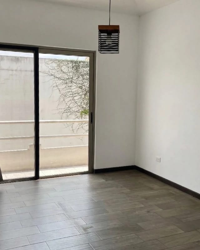 CASA EN VENTA EN CONDOMINIO TANTA PREMIER, ZONA 10 SANTA CATARINA PINULA — Casa en Venta en Santa Catarina Pinula, Guatemala, Ciudad — foto 5 de 9